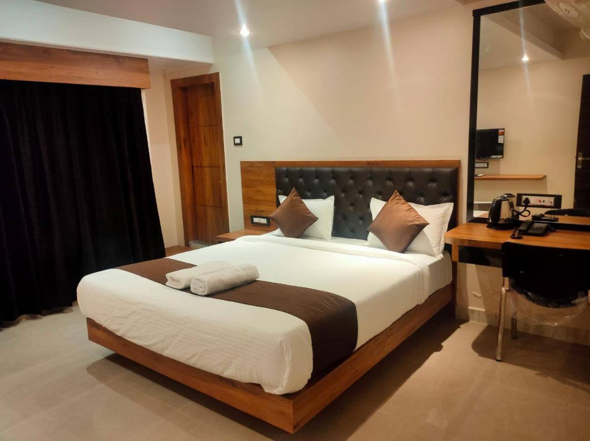 Aditya Inn 古瓦哈提 外观 照片
