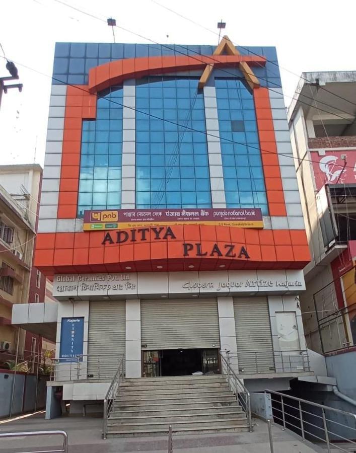 Aditya Inn 古瓦哈提 外观 照片